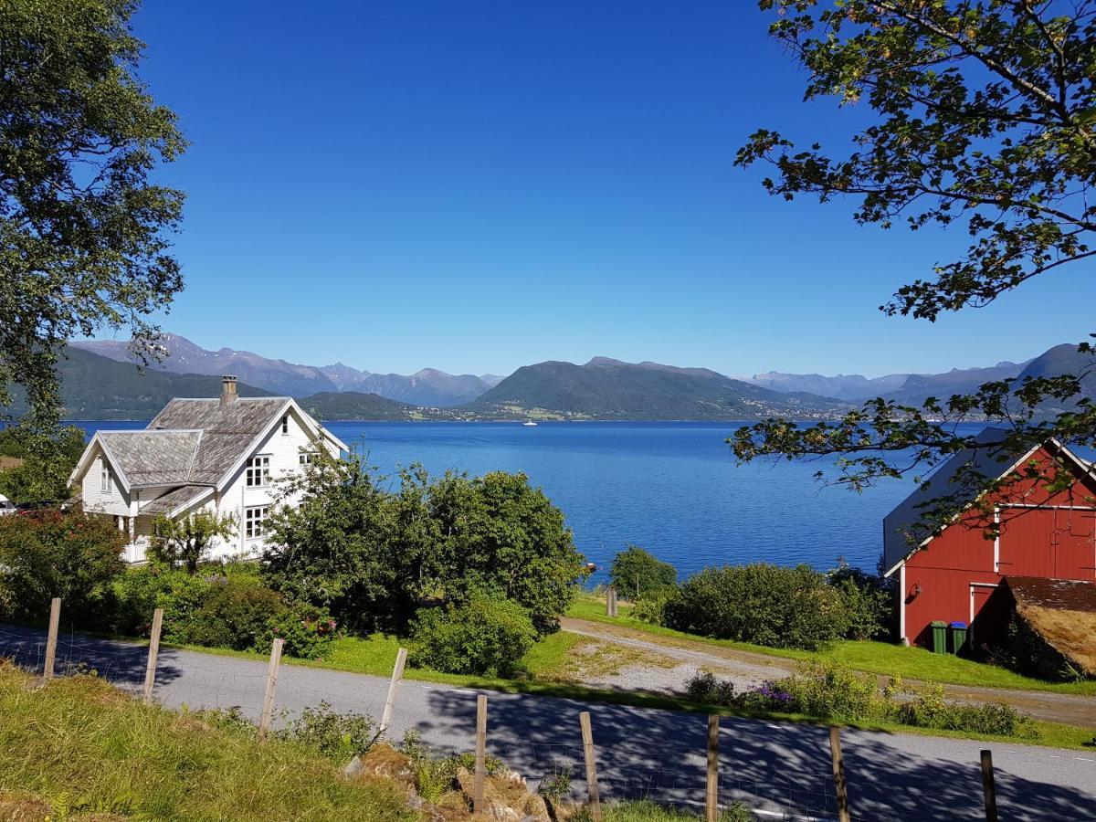 Irenegarden - Fjord View Holiday Home Lauvstad Экстерьер фото